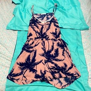 Cute beach jumpsuit!!